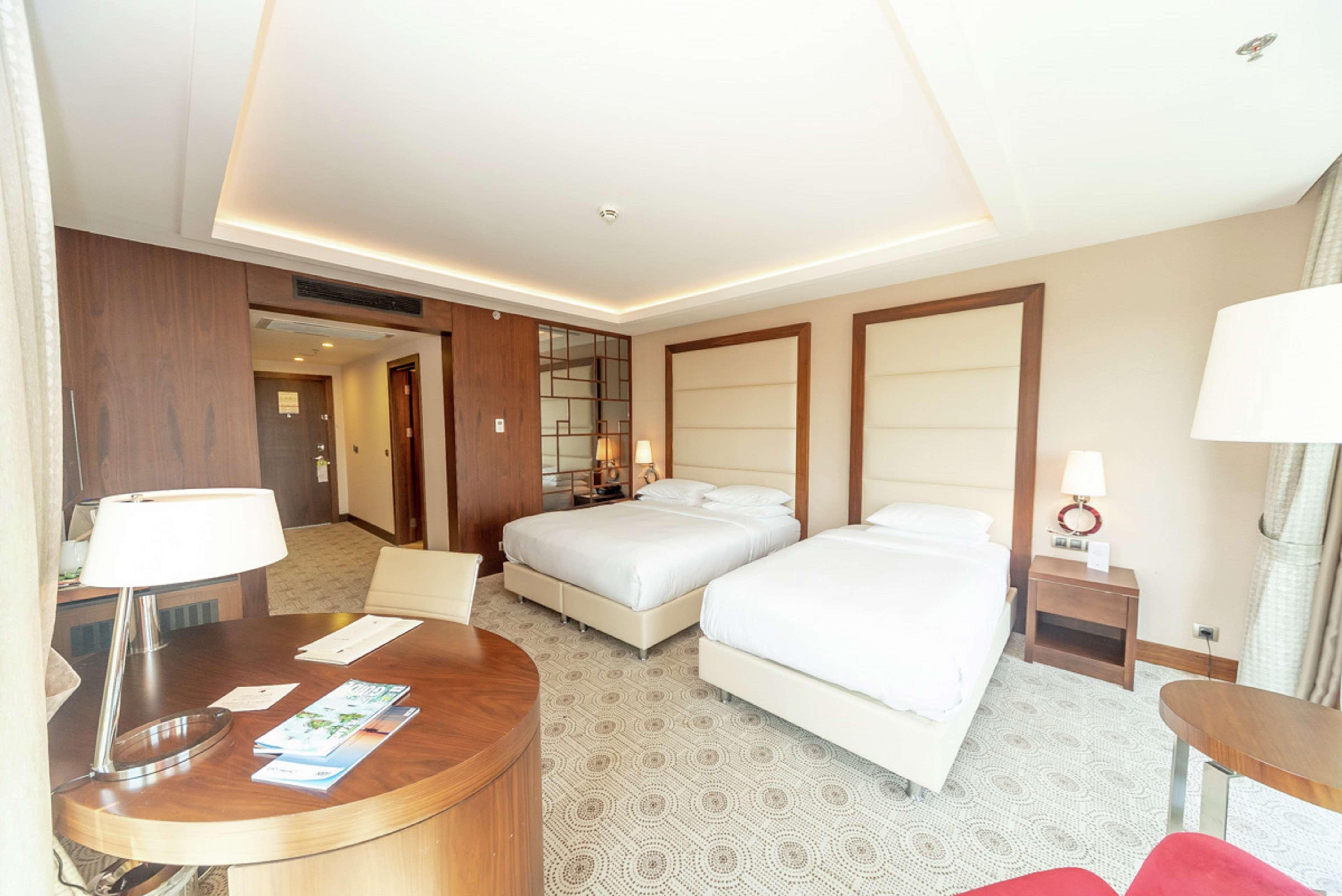 Hotel Doubletree By Hilton Topkapi 5*