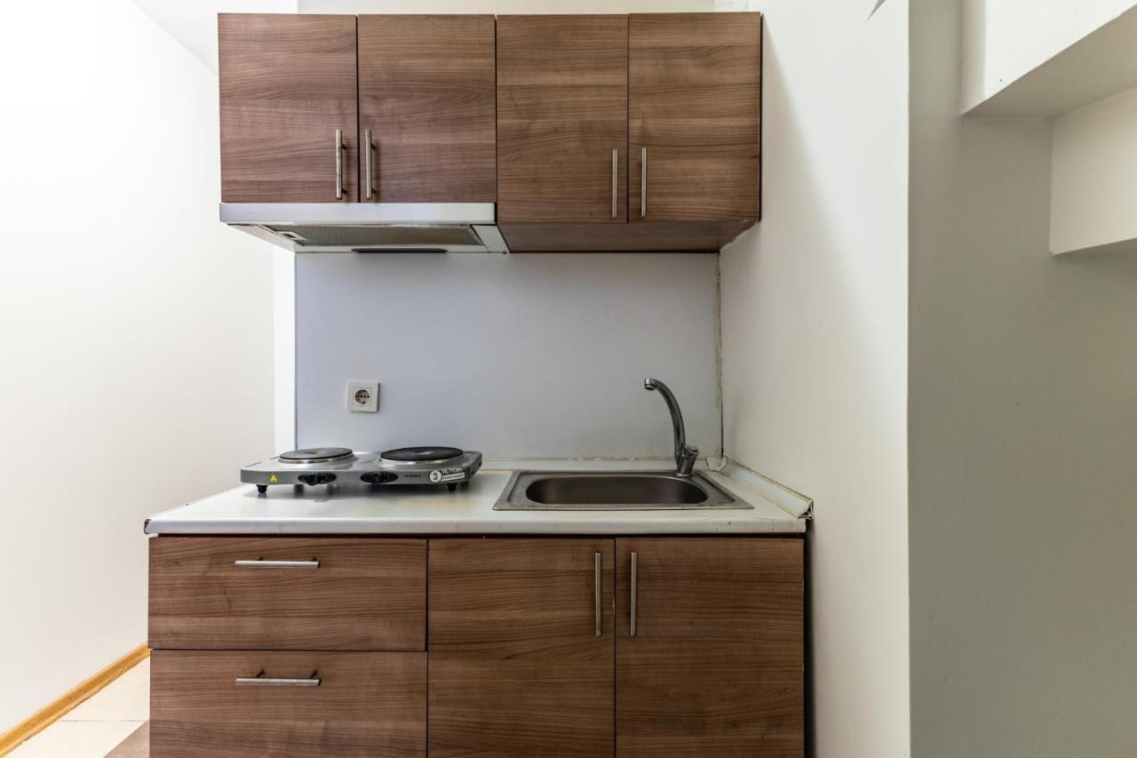 Flat W Backyard 10 Min To Taksim And Citys Mall * Istanbul
