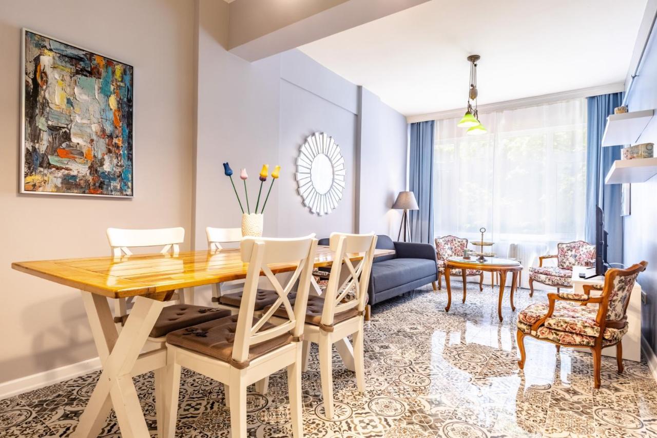 Peaceful Flat W Garden View Balcony In Kadikoy Daire