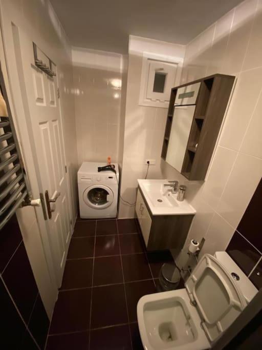 Large With A Balcony In Kadikoey Apartment Istanbul