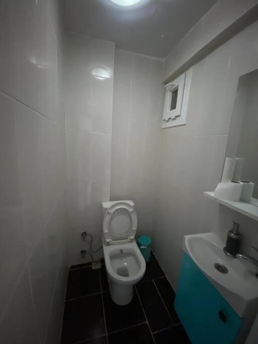Large With A Balcony In Kadikoey * Istanbul
