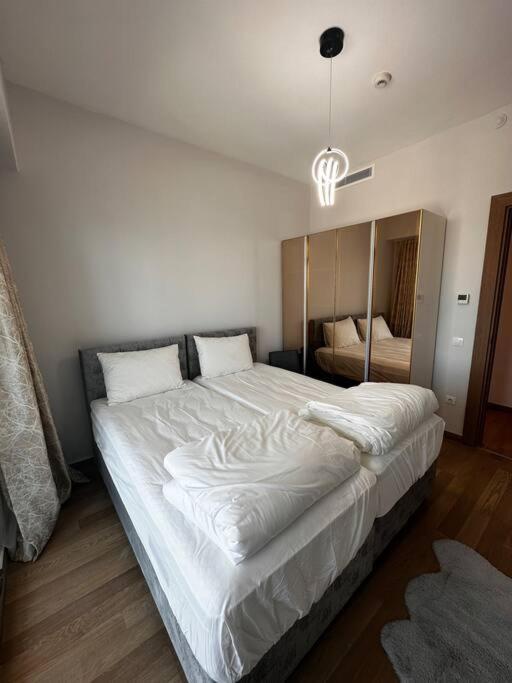 Maslak 1453 Luxury 4+1 For Vip Apartment *