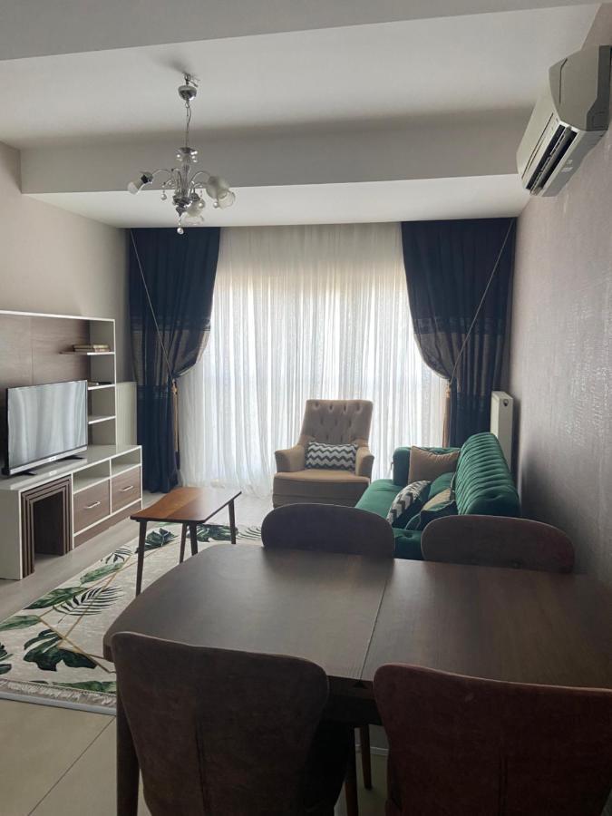 In Basaksehir Medikule Apartment