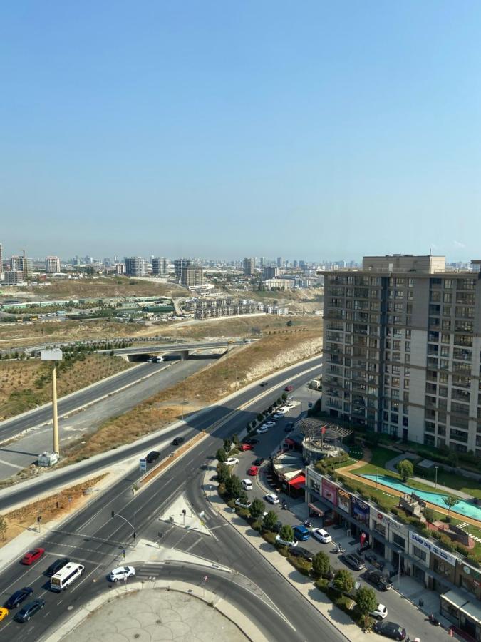 Apartment In Basaksehir Medikule *