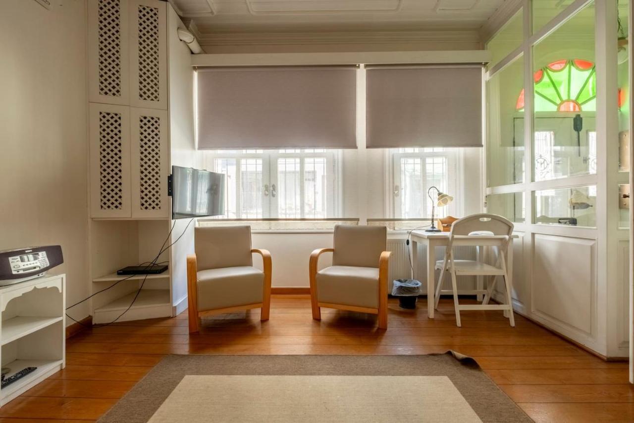 Villa Terrace Triplex In Peninsula Istanbul