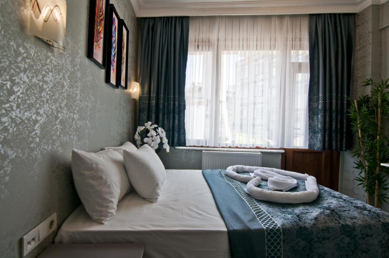 Roof Hotel