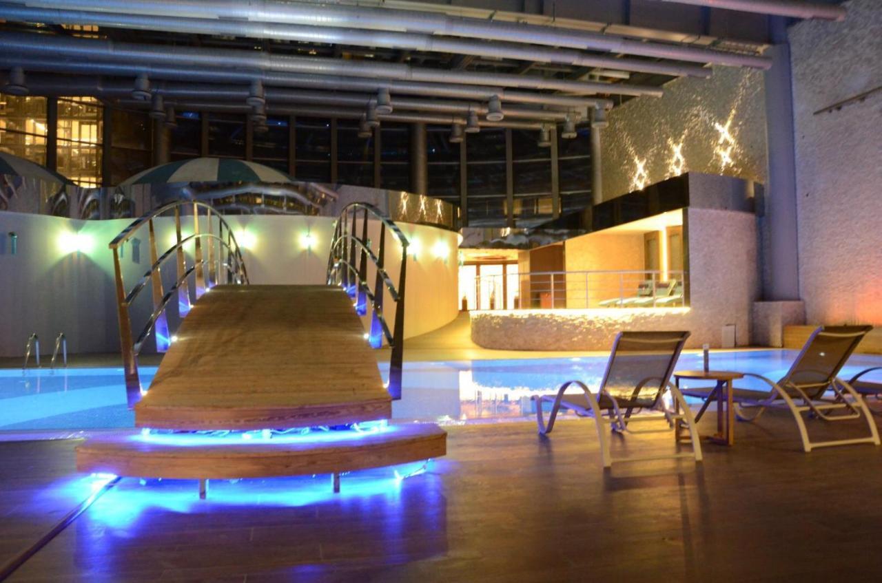 -comfortable Living Space- Fully Equipped -pullman Aparthotel *