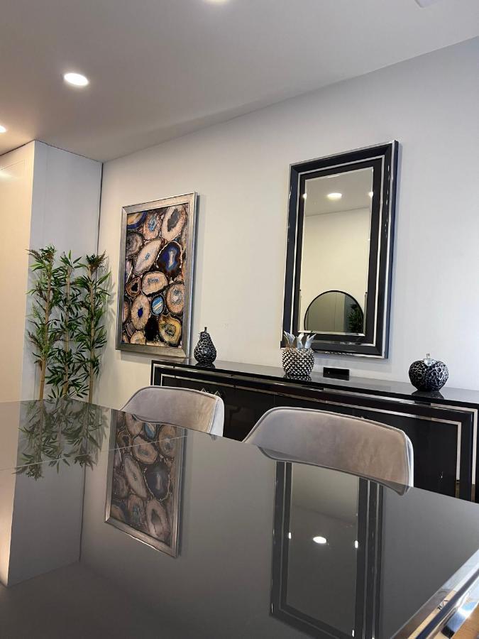 -comfortable Living Space- Fully Equipped -pullman