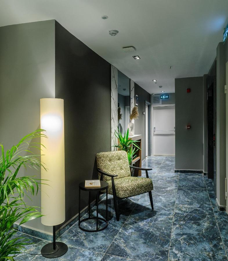 La Mia Hotel *