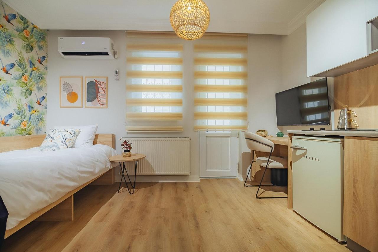 Marcian's Column - Orange And Blue Hotel