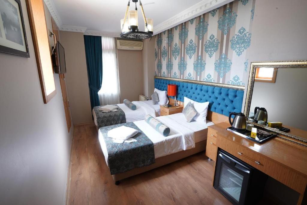 Golden Palace Sea View Hotel 3*