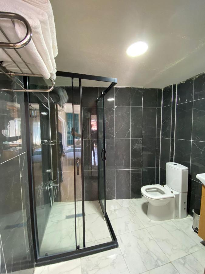 Golden Palace Sea View Hotel 3*