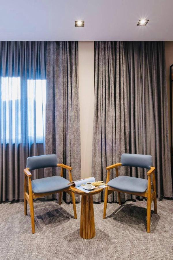 Hotel Rexee