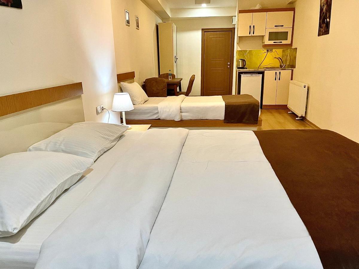 Newaz Aparthotel