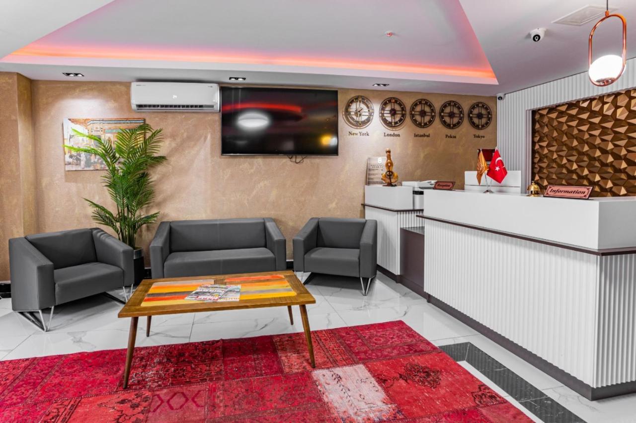 Hotel Mays Royal