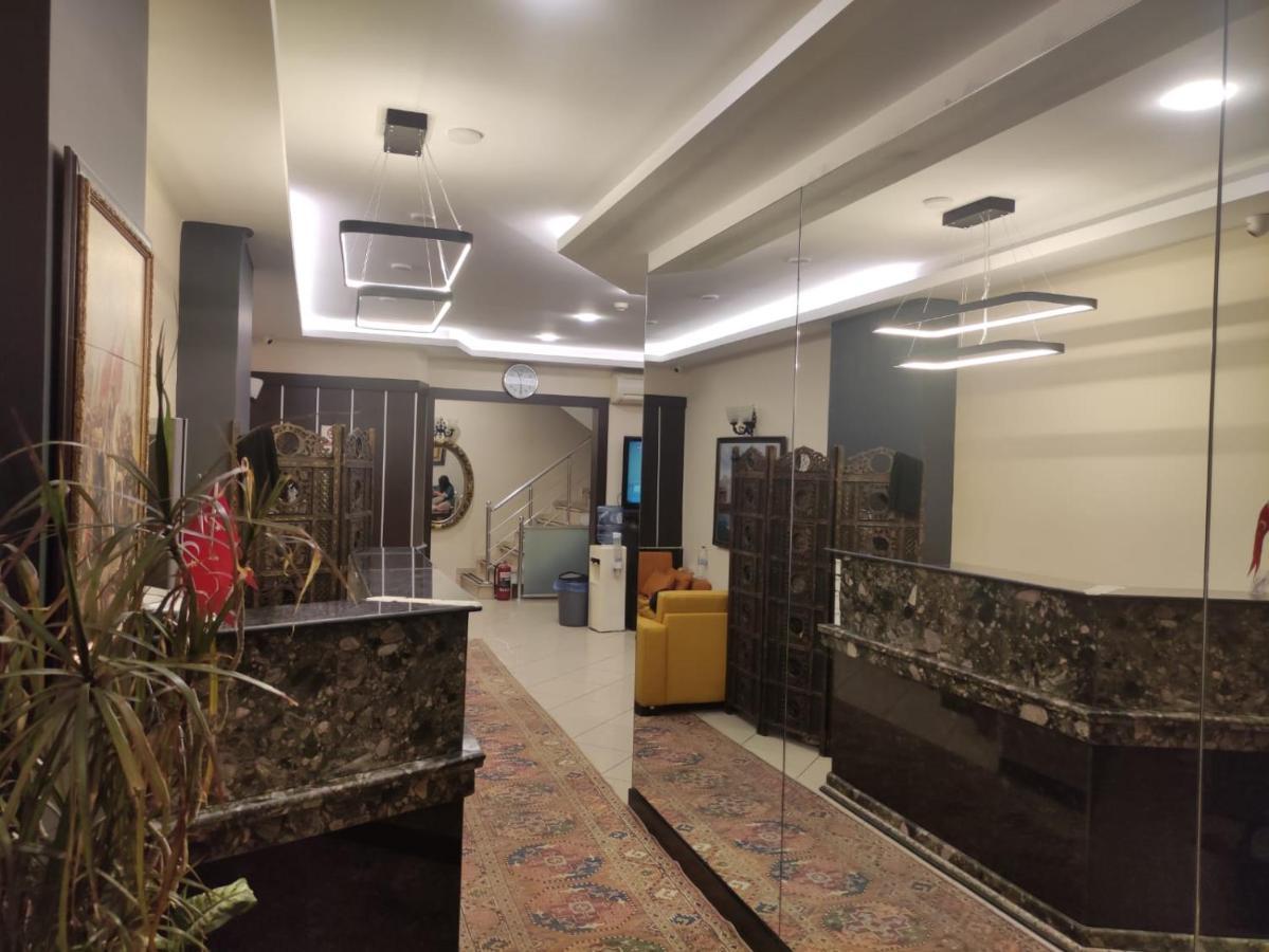 Nayla Hotel 3*