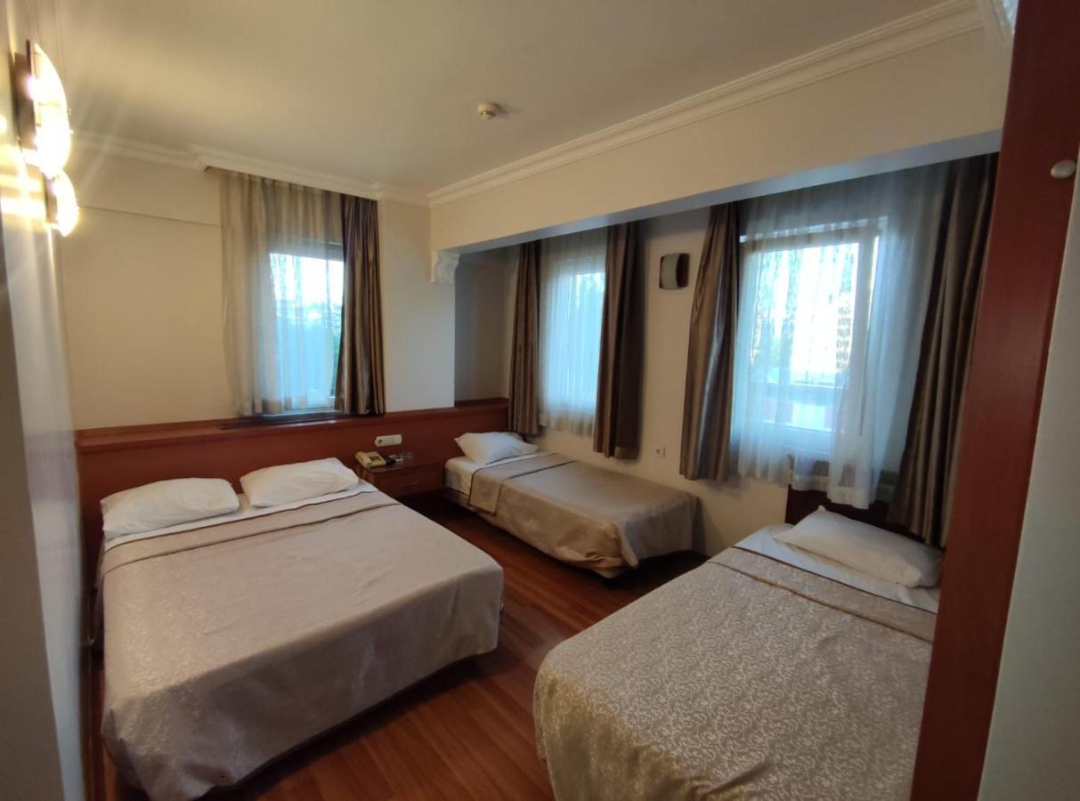 Nayla Hotel 3*