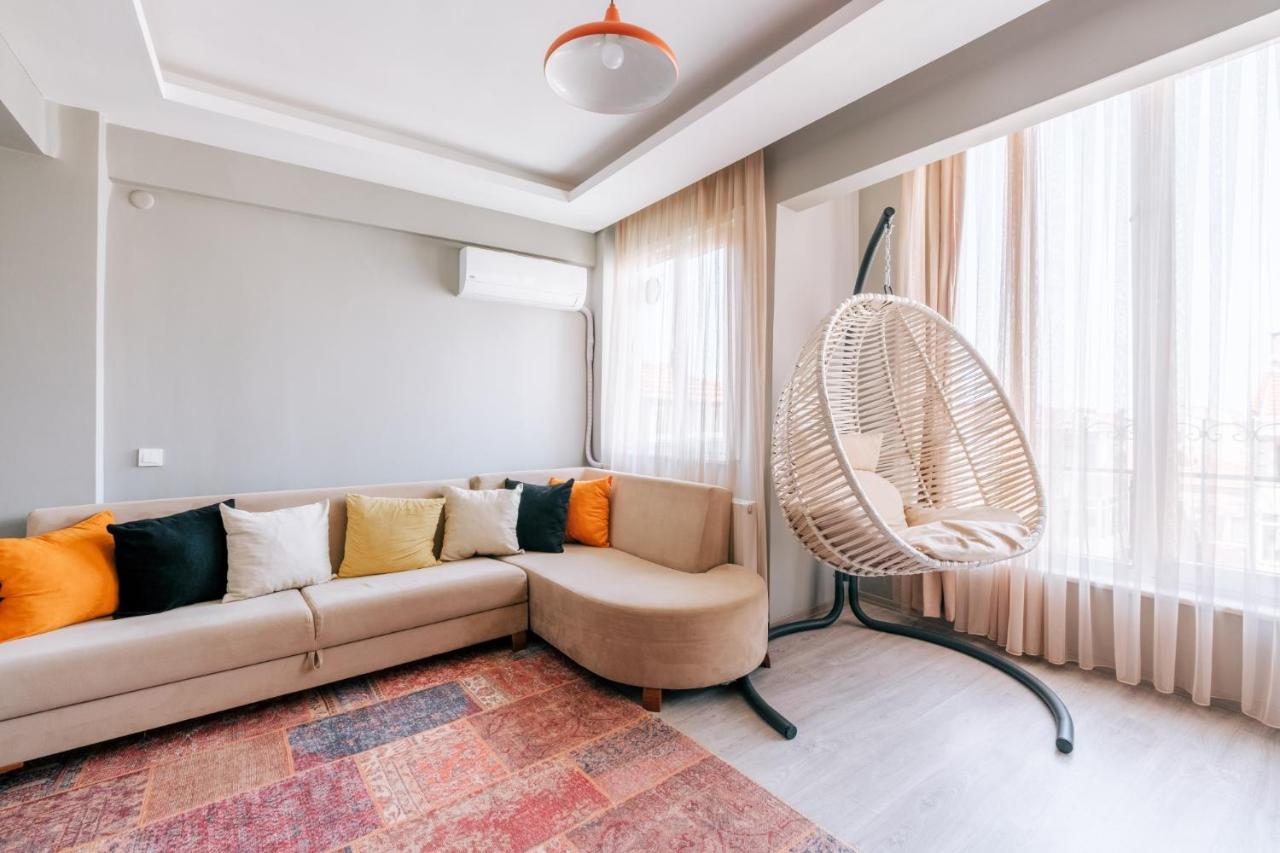 Charming Flat 3 Min To Bull Statue 5 Min To Moda Apartamento