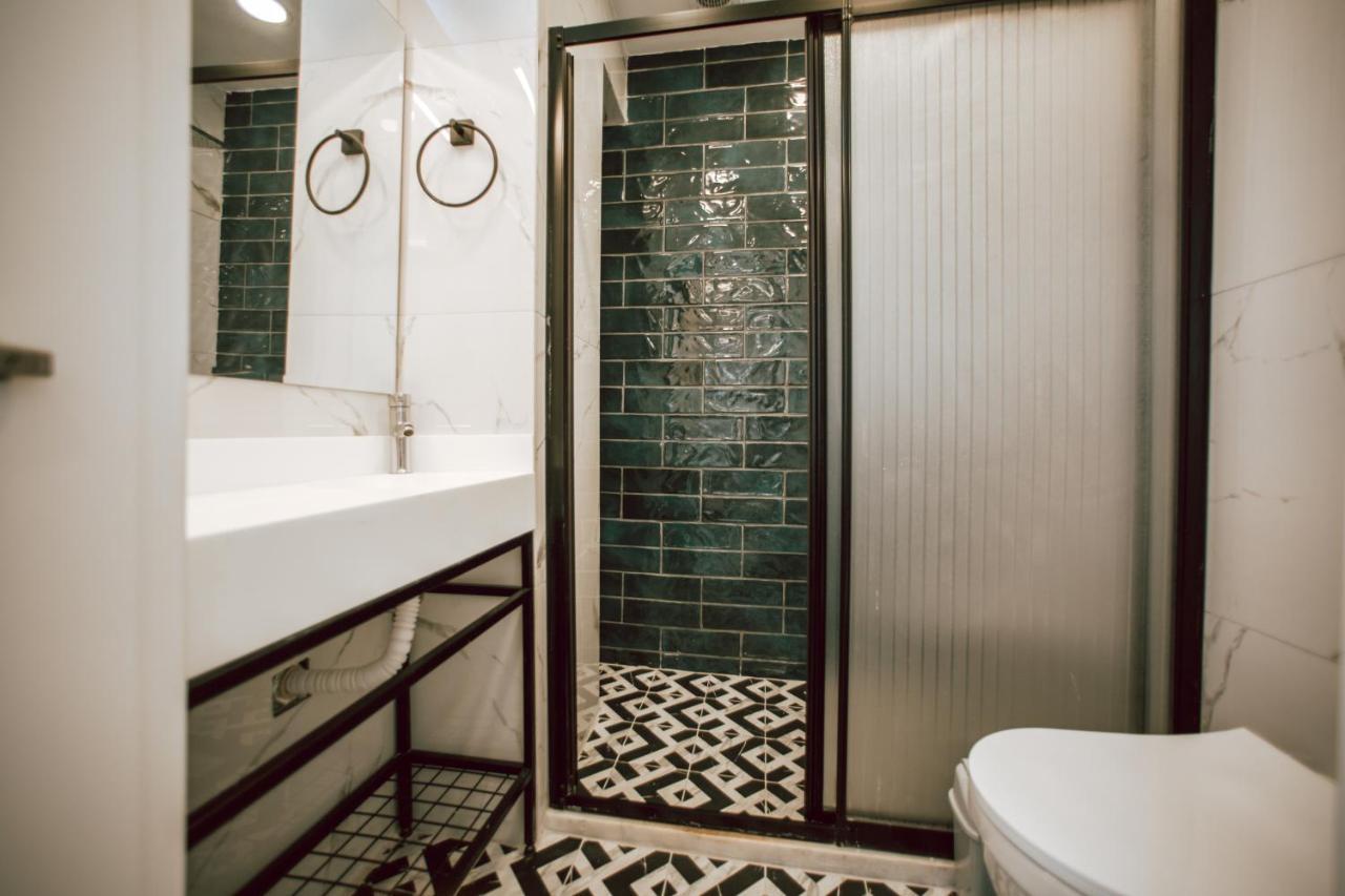 Hotel Megalos Galata *
