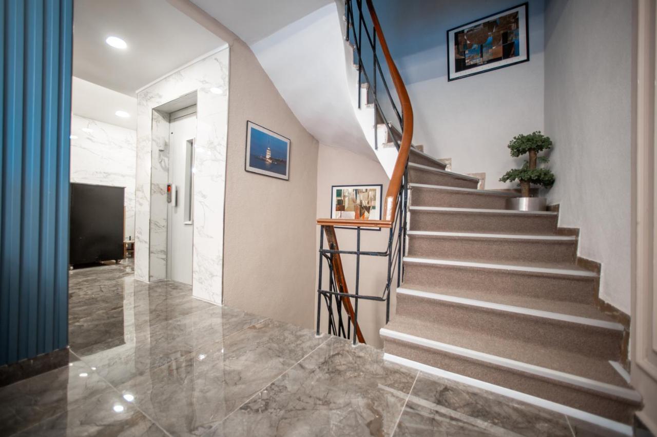 Megalos Galata Hotel
