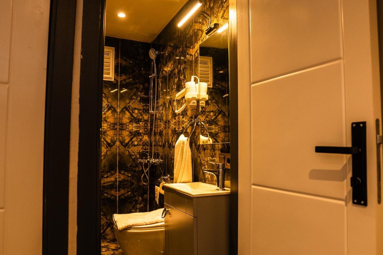 Ck Palace Hotel