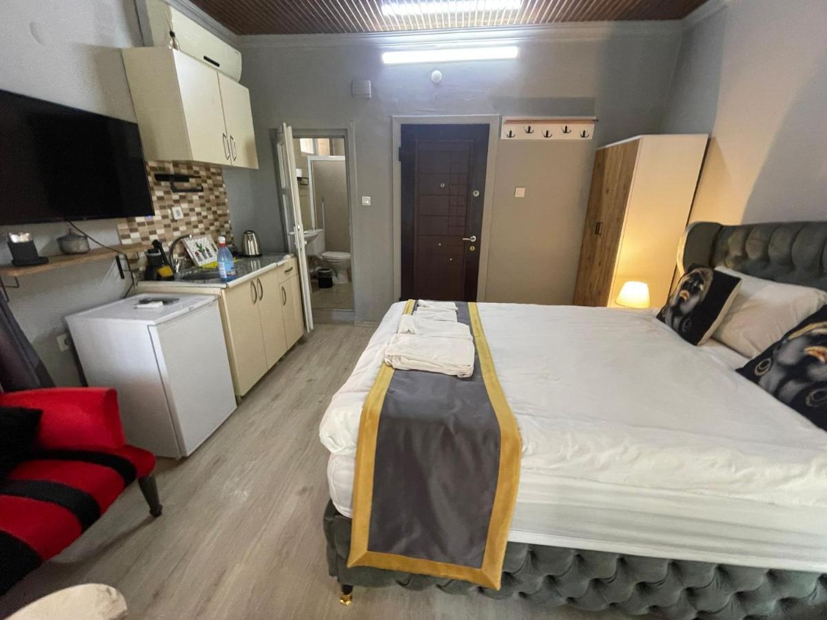 Bed & Breakfast Taksim Red