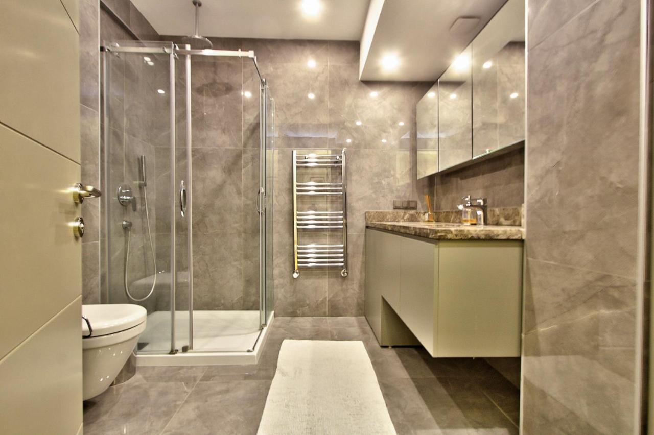 New Build With Modern Amenities And Balcony Daire *