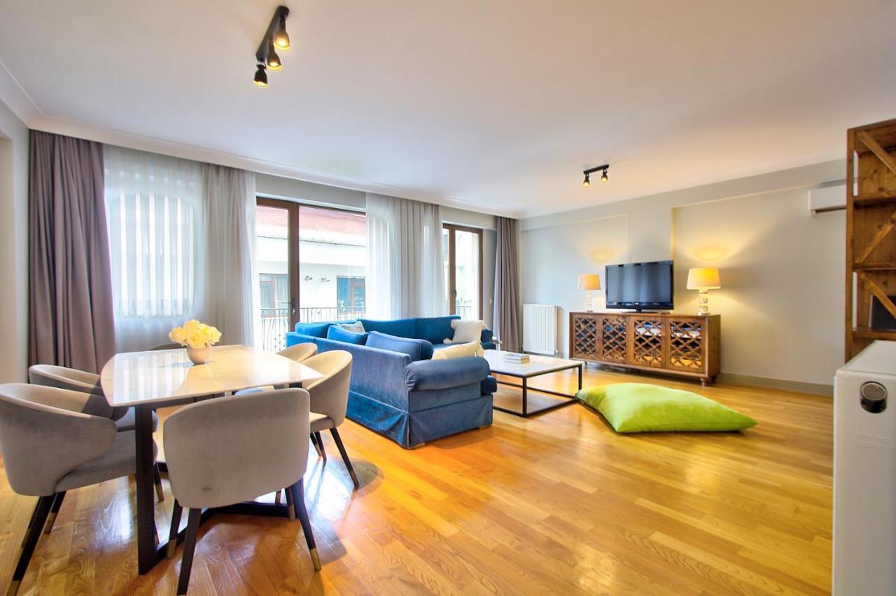 New Build With Modern Amenities And Balcony * Istambul