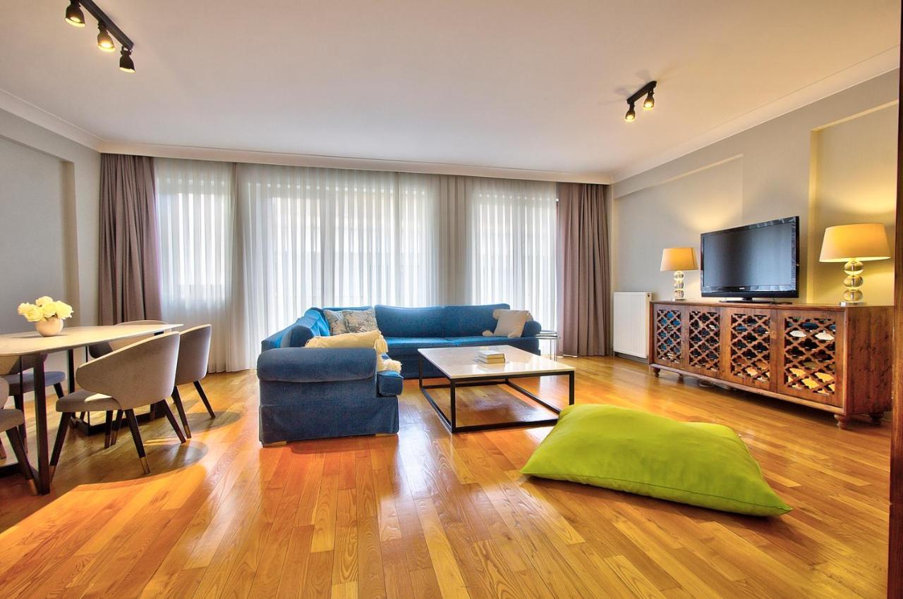 New Build With Modern Amenities And Balcony Apartamento