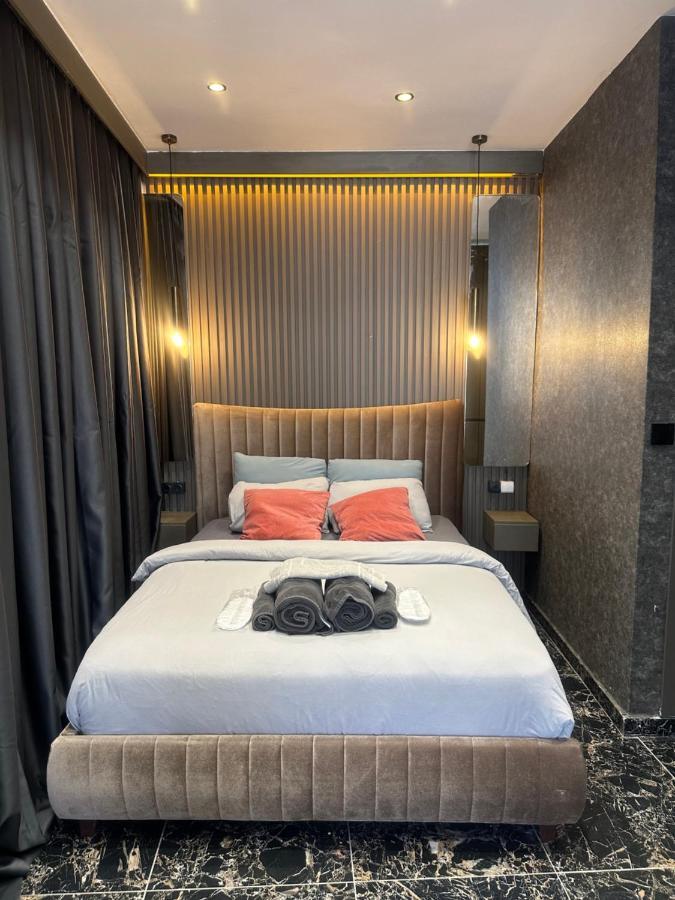 Cactus Suites