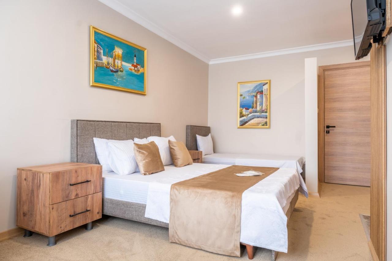 Nova Hotel *