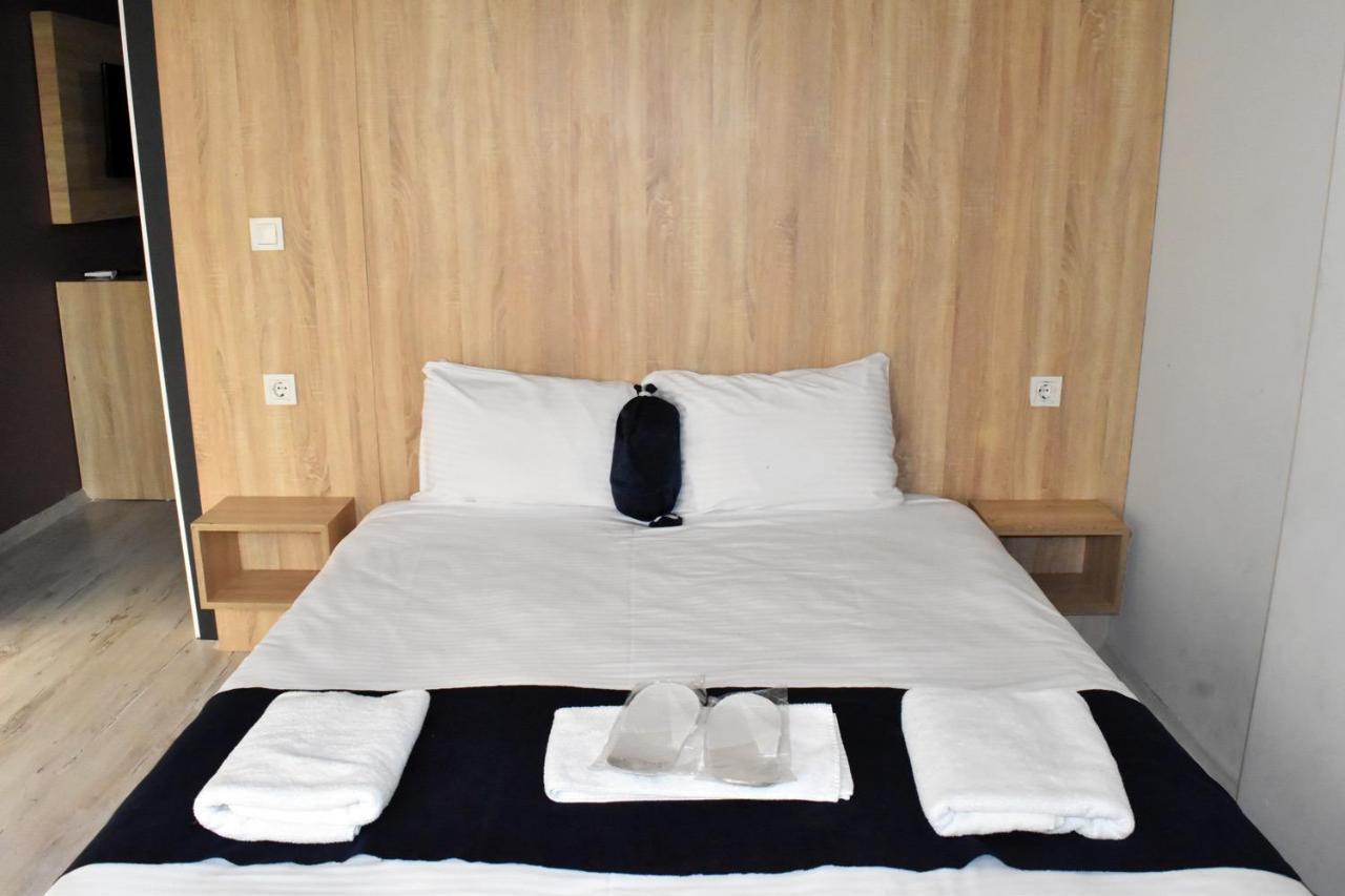 Palace Suit Hotel *