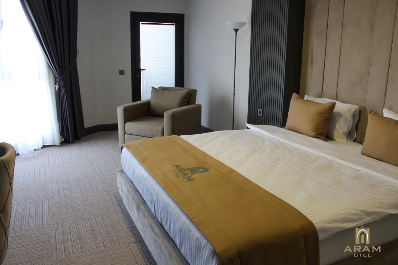 Hotel Aram Business & Luxury 3*