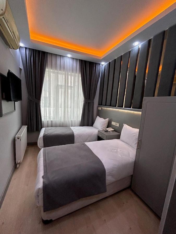 Otel Crowned 2*