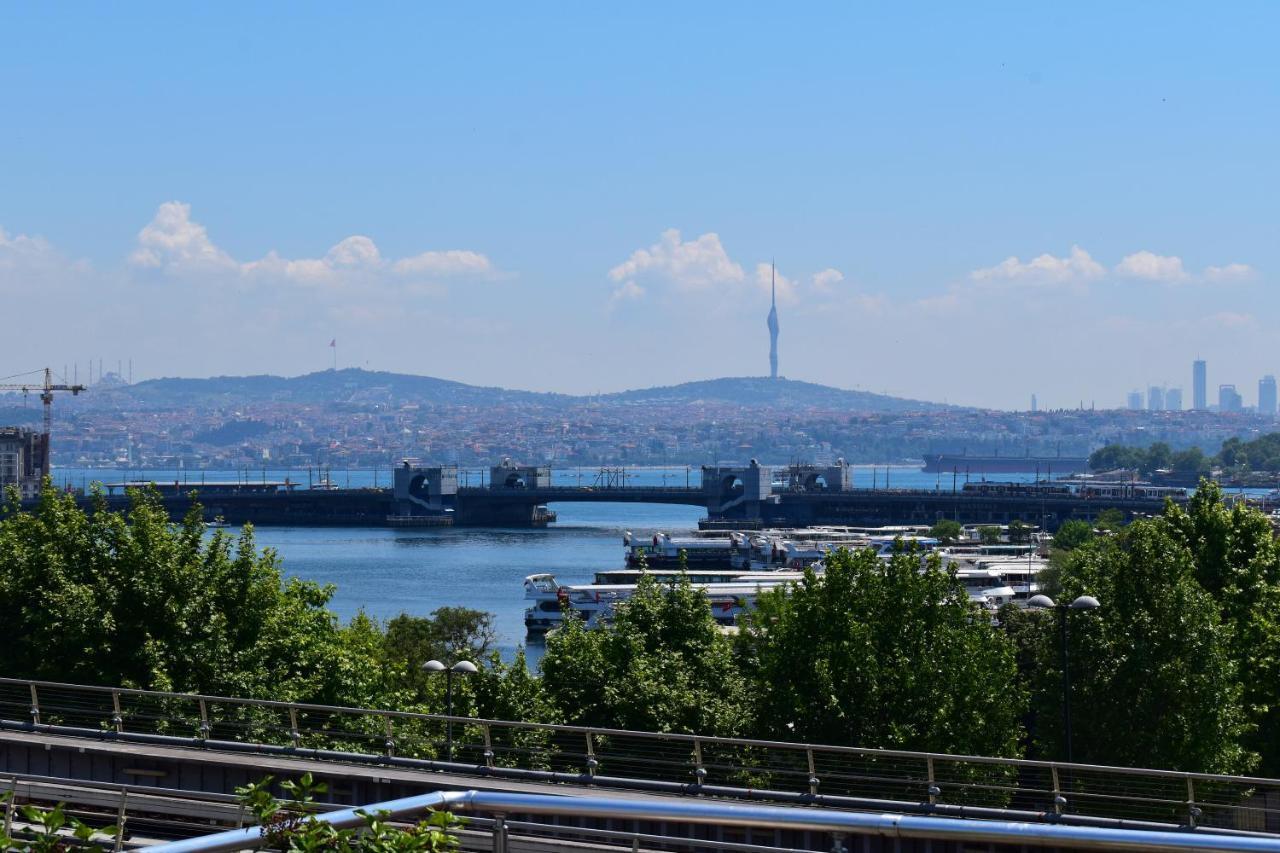 Roof Halic Hotel *