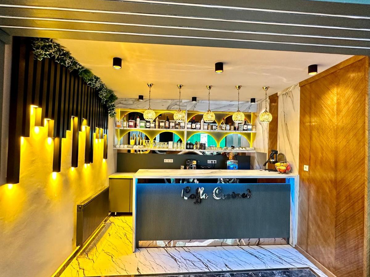 Otel Crowned İstanbul