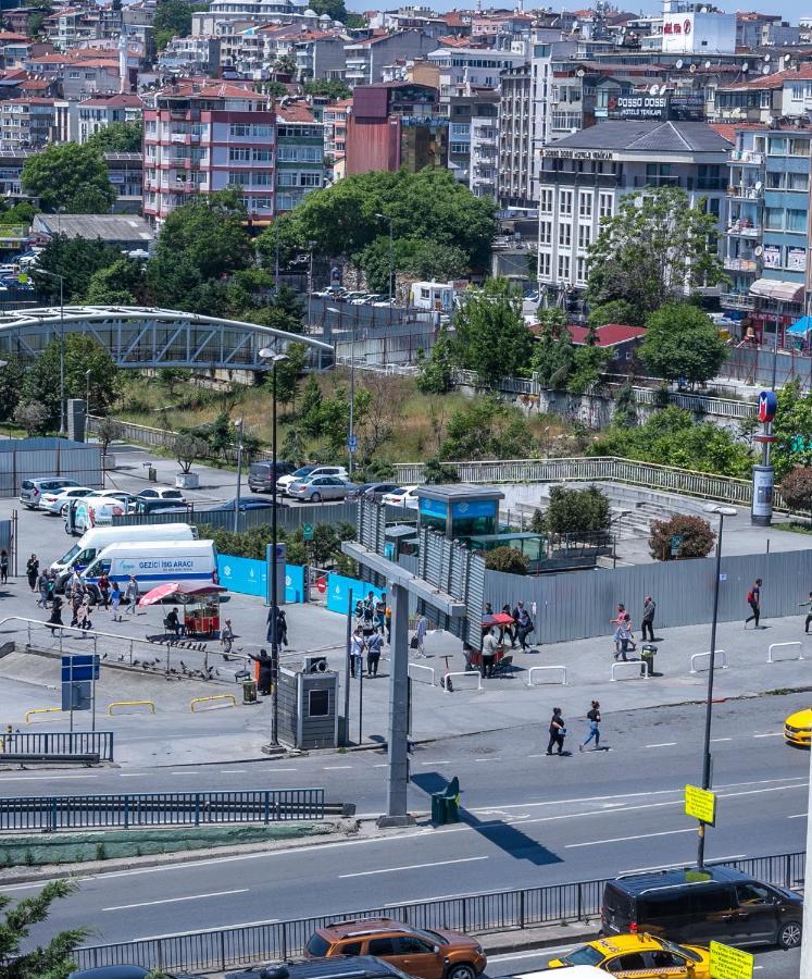 Uemit İstanbul