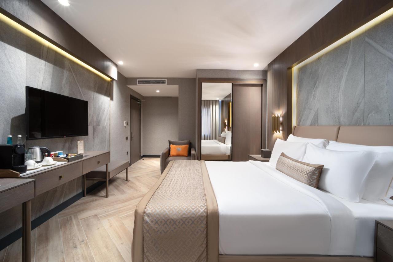 Motto By Mula Hotel 4*