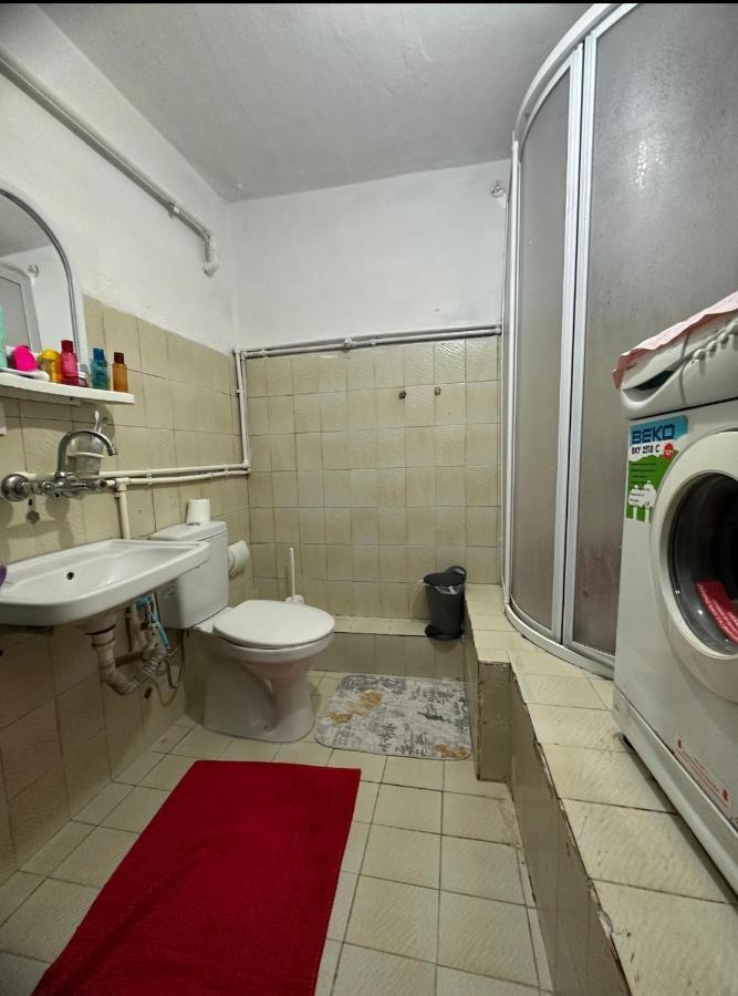 Daire For Only Women Single Room, In Uskudar
