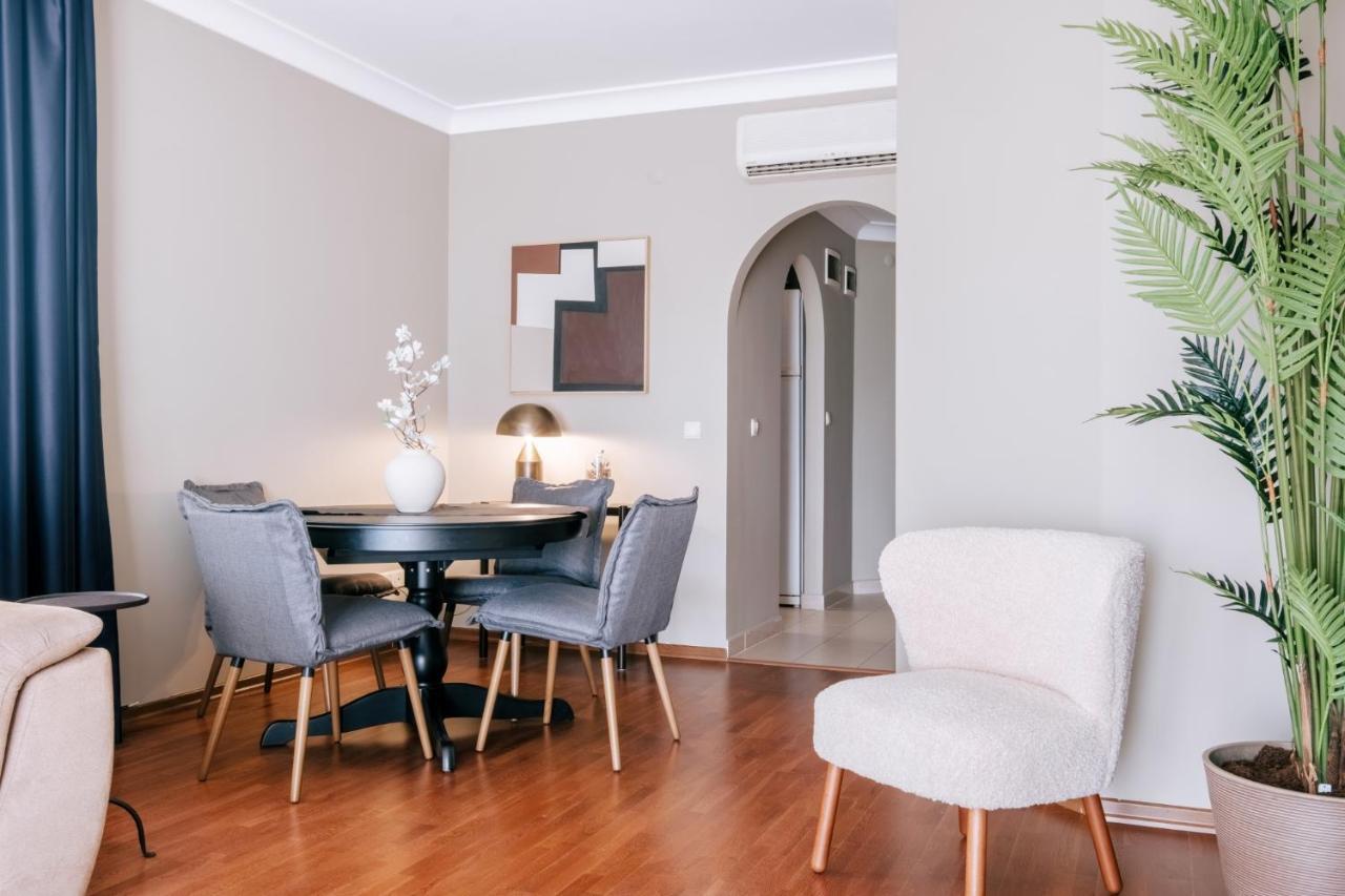 Stylish Retreat W Balcony 2 Min To Bagdat Ave Apartment Istanbul
