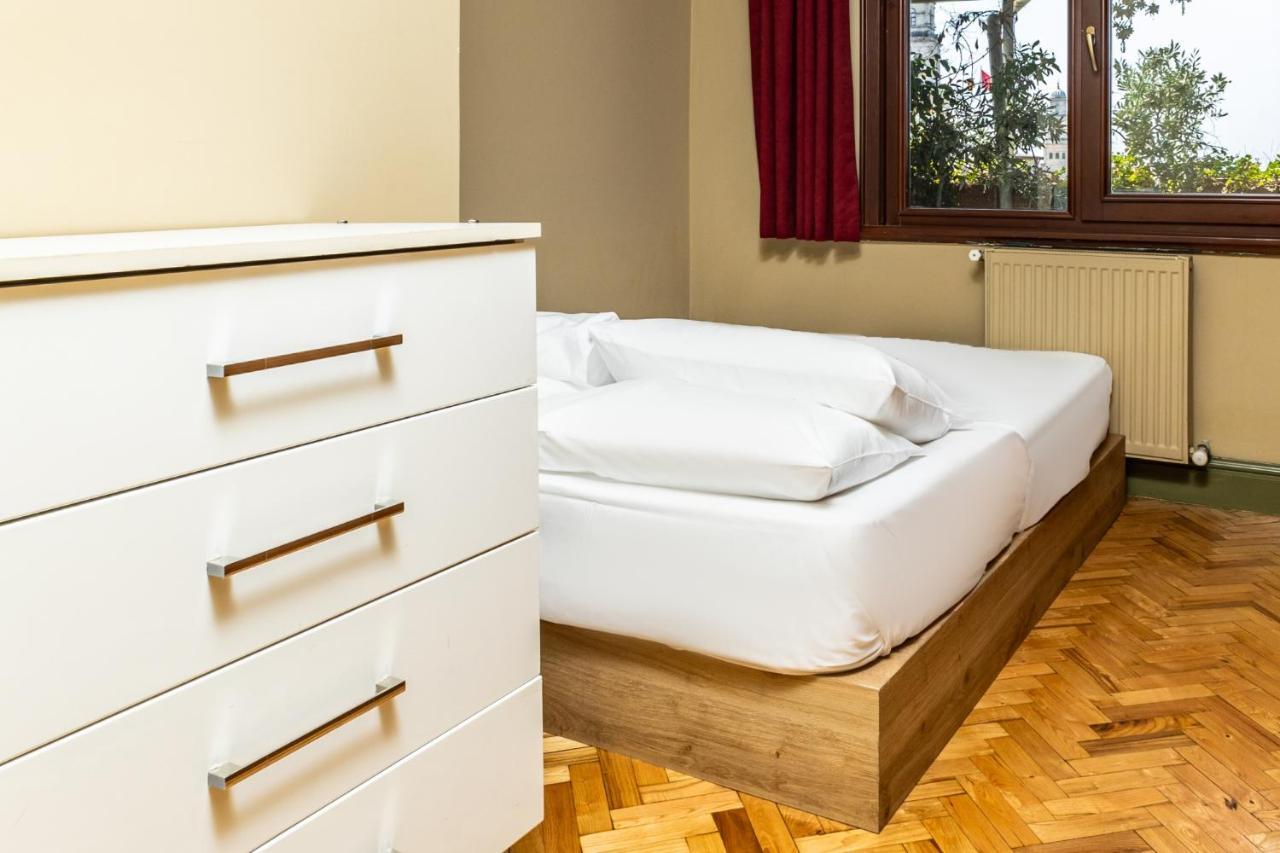 Chic Flat W Balcony Bbq 10 Min To Emaar In Uskudar Apartment