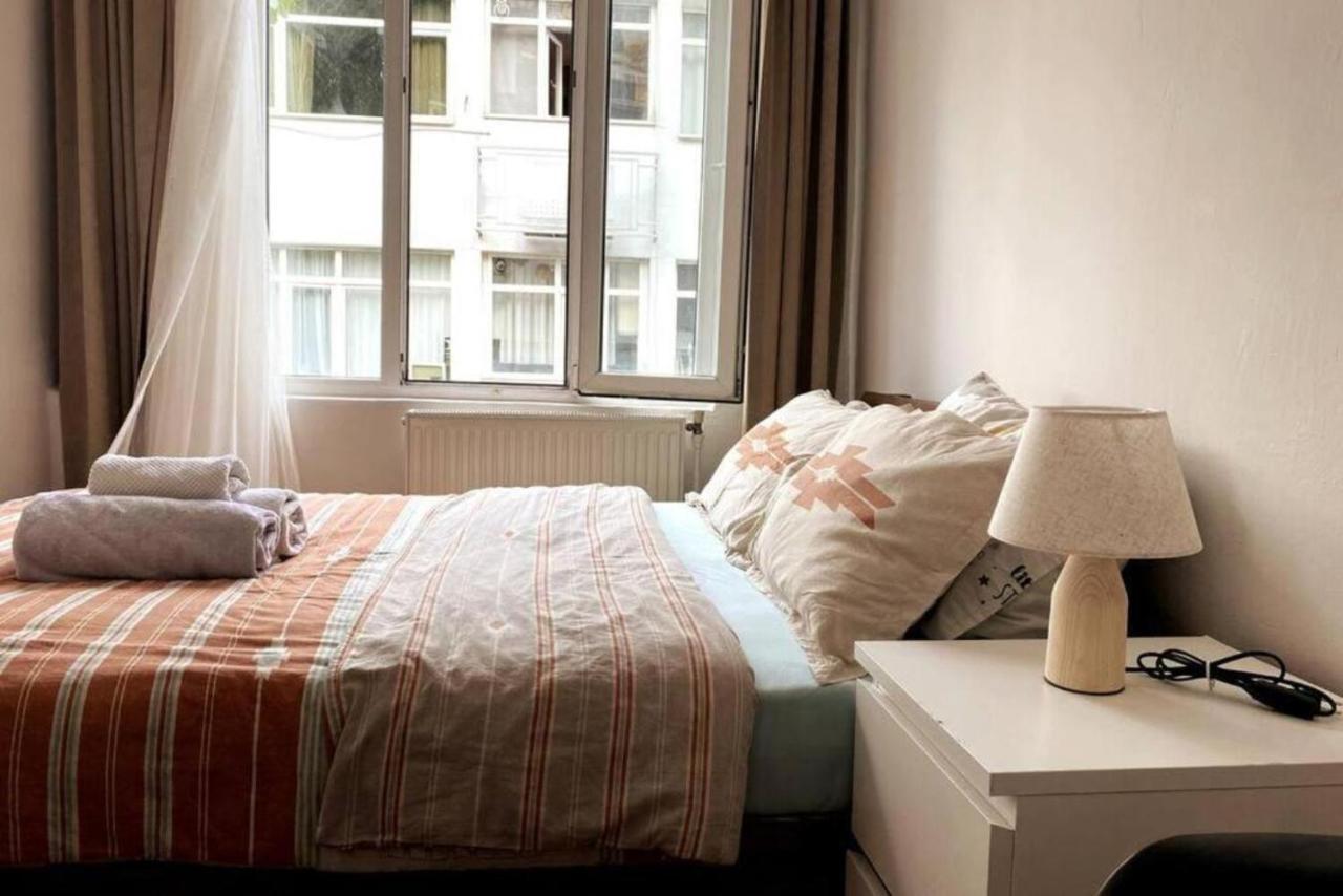Cozy Terrace House 2min Walking To Taksim Square Apartment Istanbul