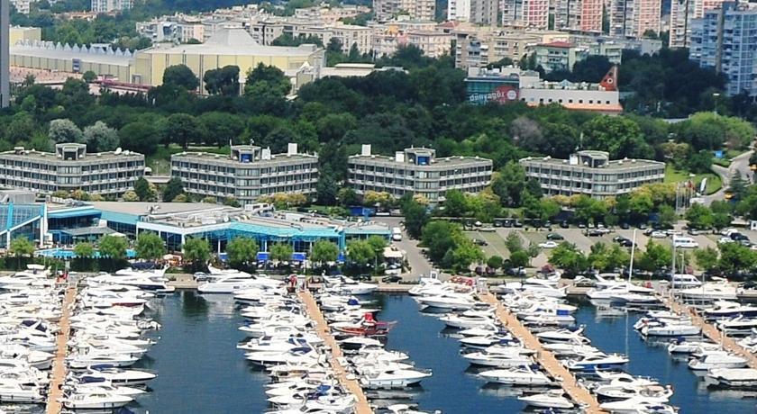 Otel Atakoey Marina