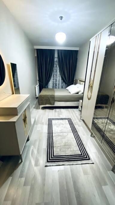 2+1 Luxury Flat , 5 Beds , Near Services Apartment *