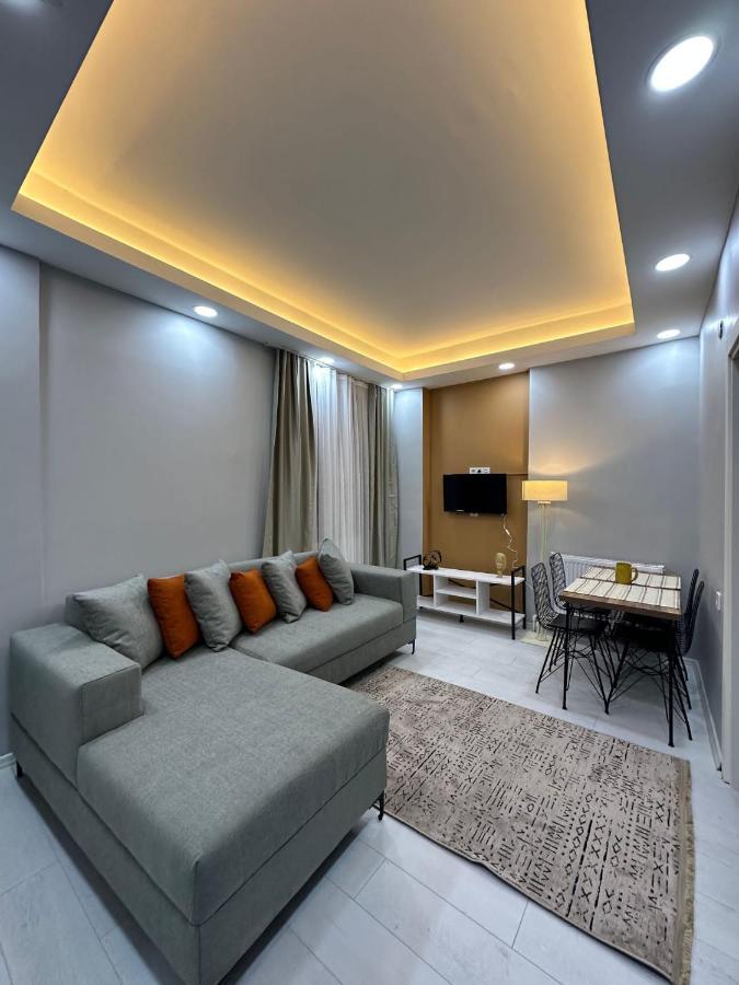 No23 House *