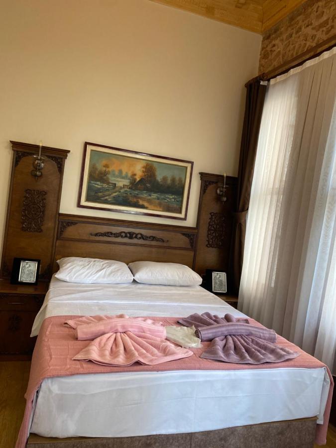 Antique Pearl * Istanbul