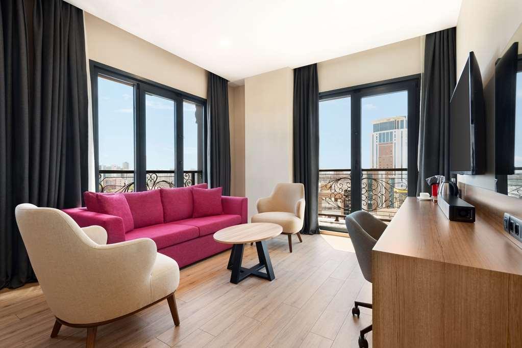 Tryp By Wyndham Atasehir Hotel 3*