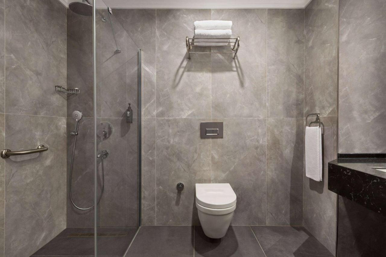 Ramada Encore By Wyndham Sisli