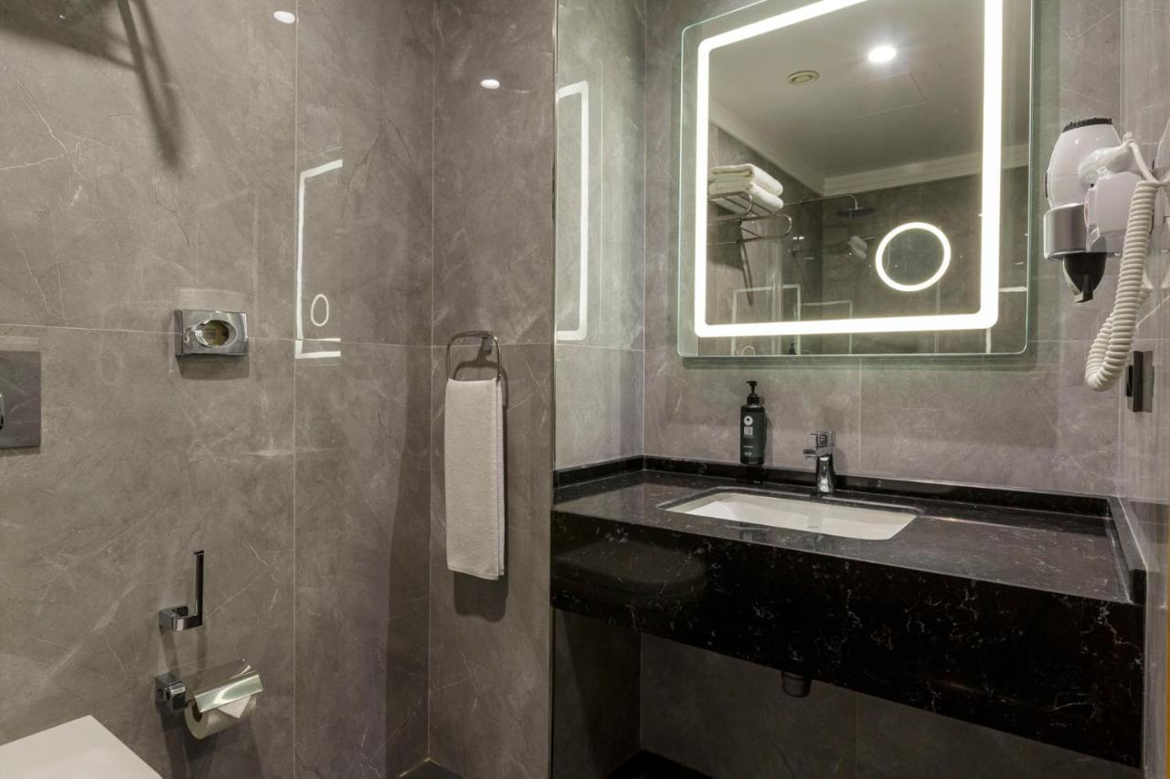 Hotel Ramada Encore By Wyndham Sisli