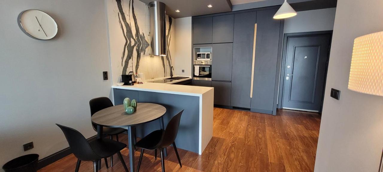 Apartment Sleek With Premium Amenities Istanbul